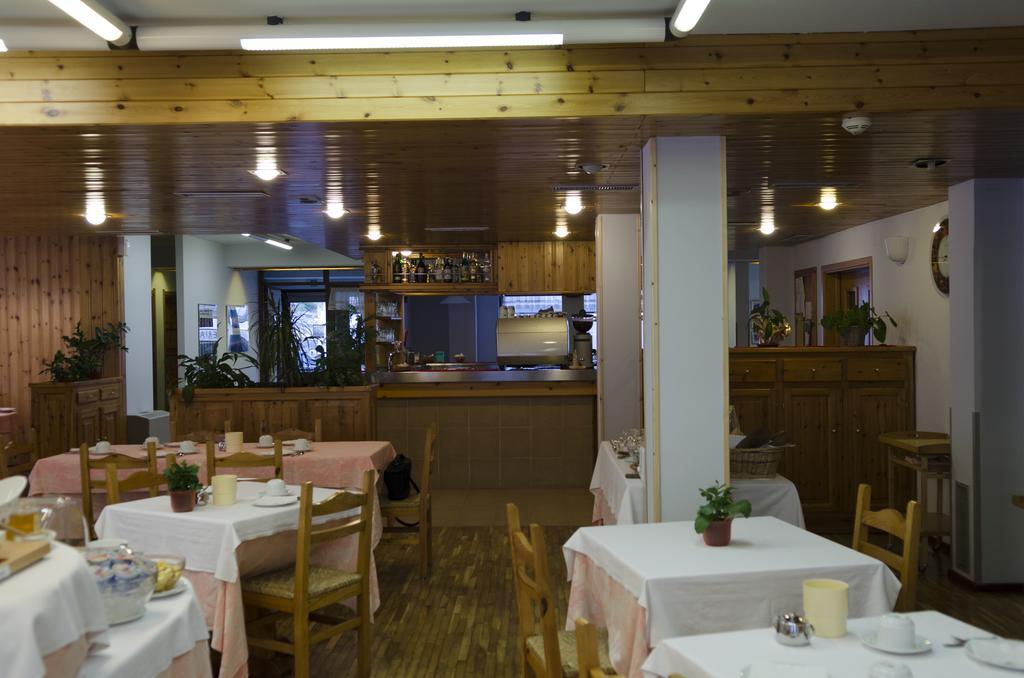 Hotel Valdotain Villeneuve Eksteriør bilde