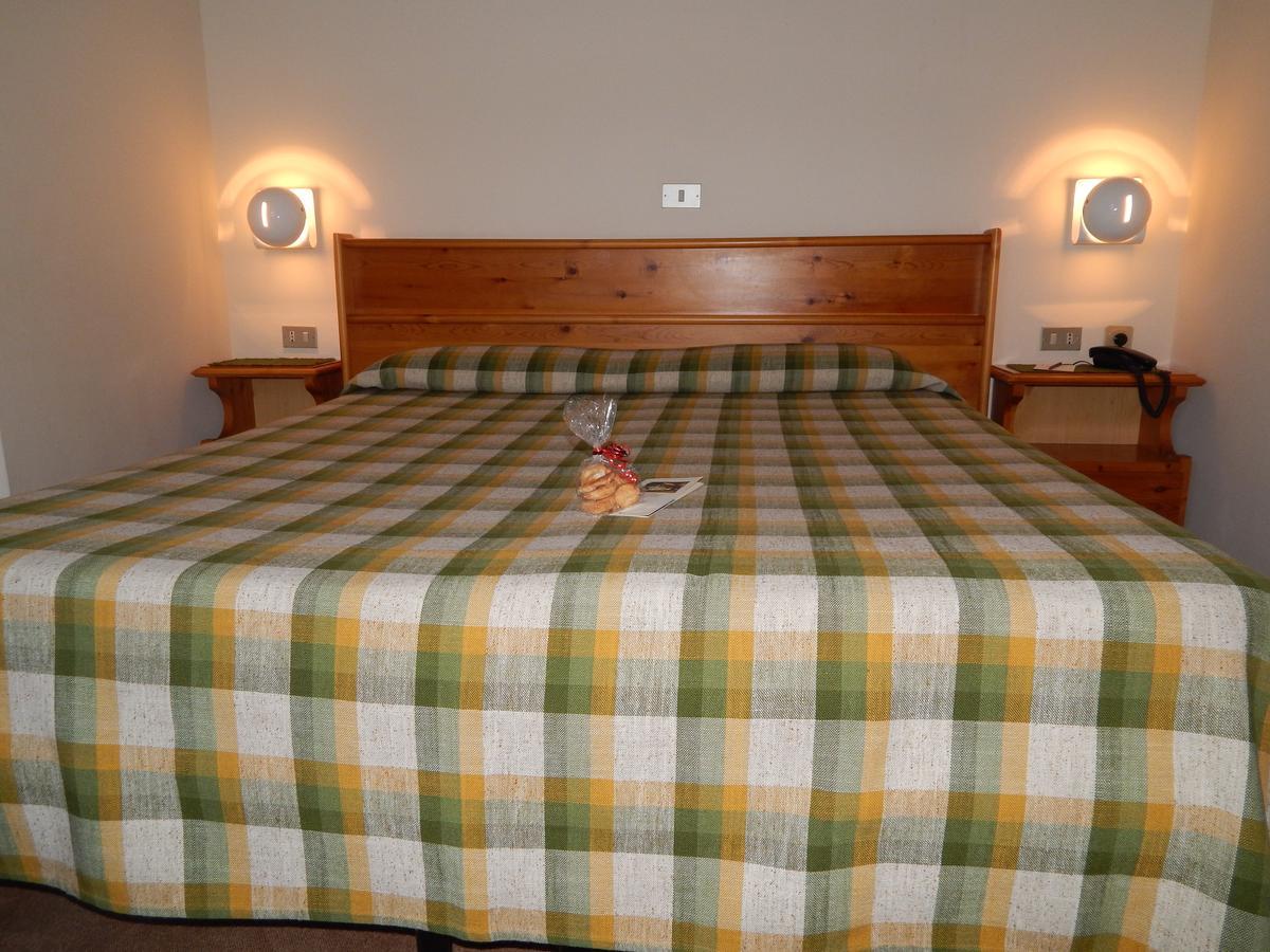Hotel Valdotain Villeneuve Eksteriør bilde
